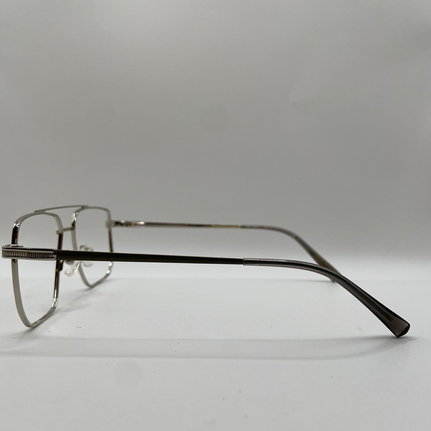 LET OG GRAFISK MODEL