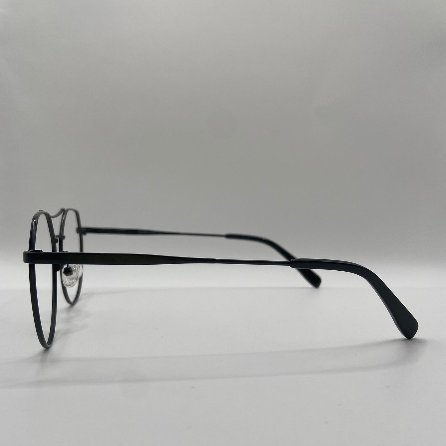 NÆRMEST RUND AVIATORBRILLE