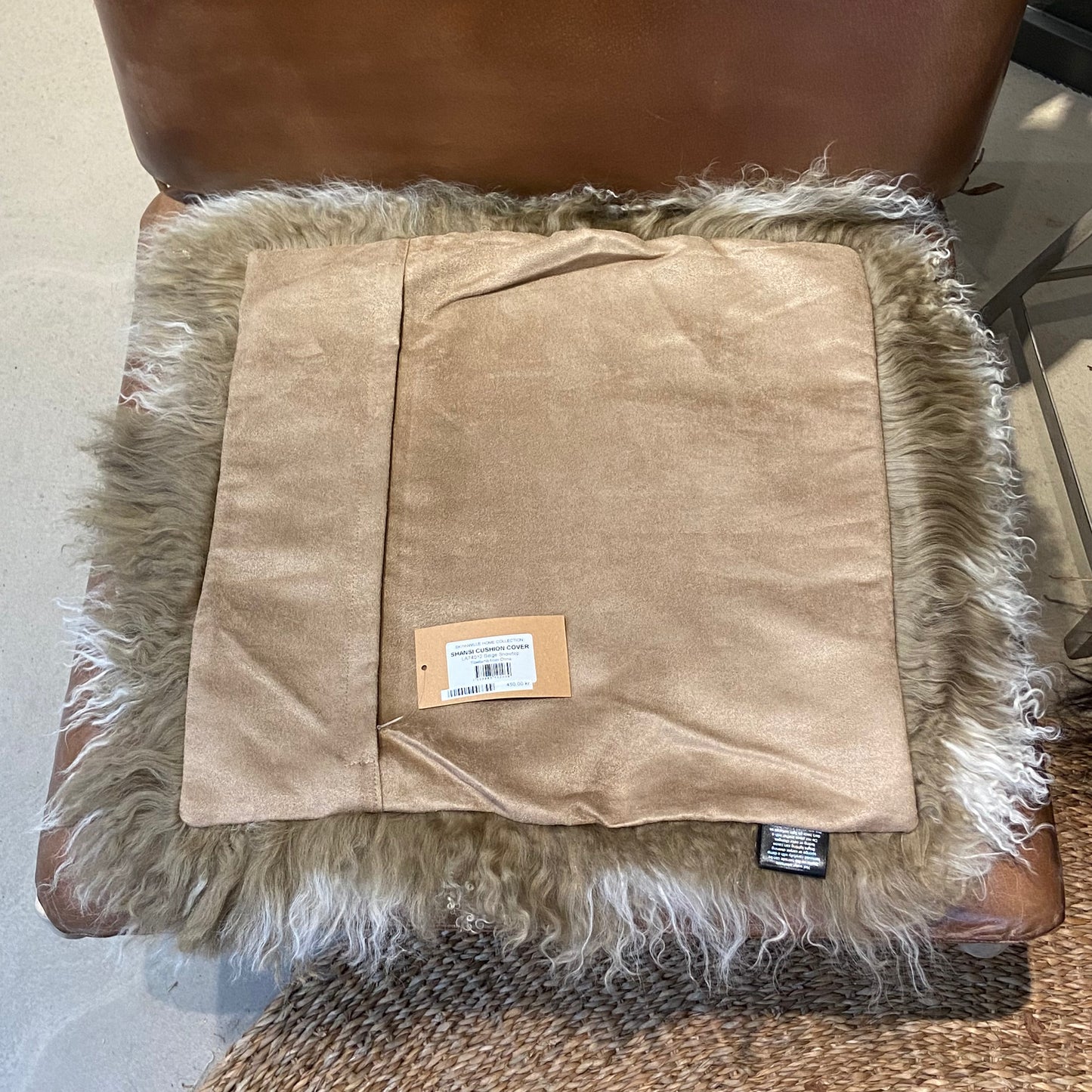 TIBETANSK LAMMESKINDS PUDE 40X40