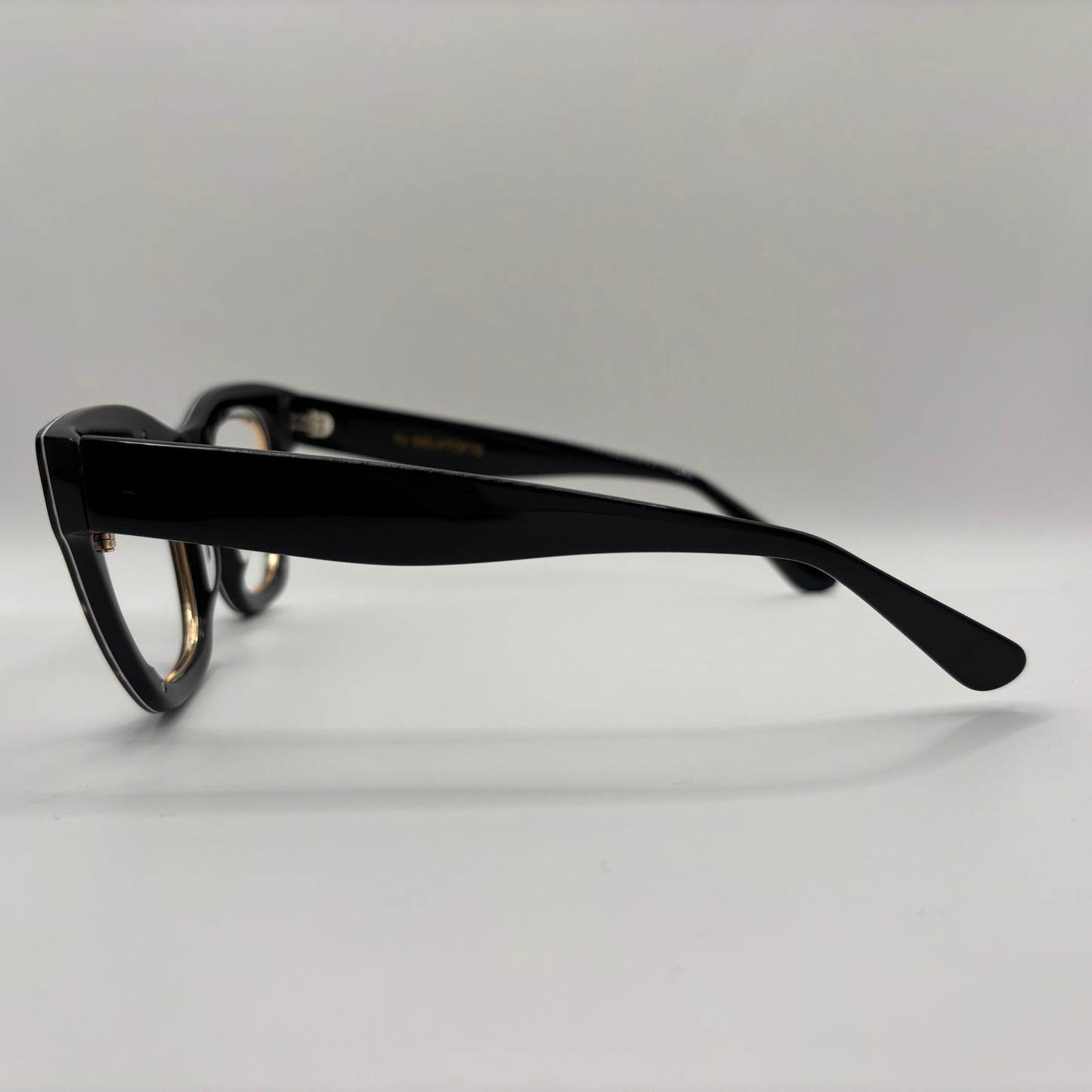 POLKAPRIKKET BRILLE
