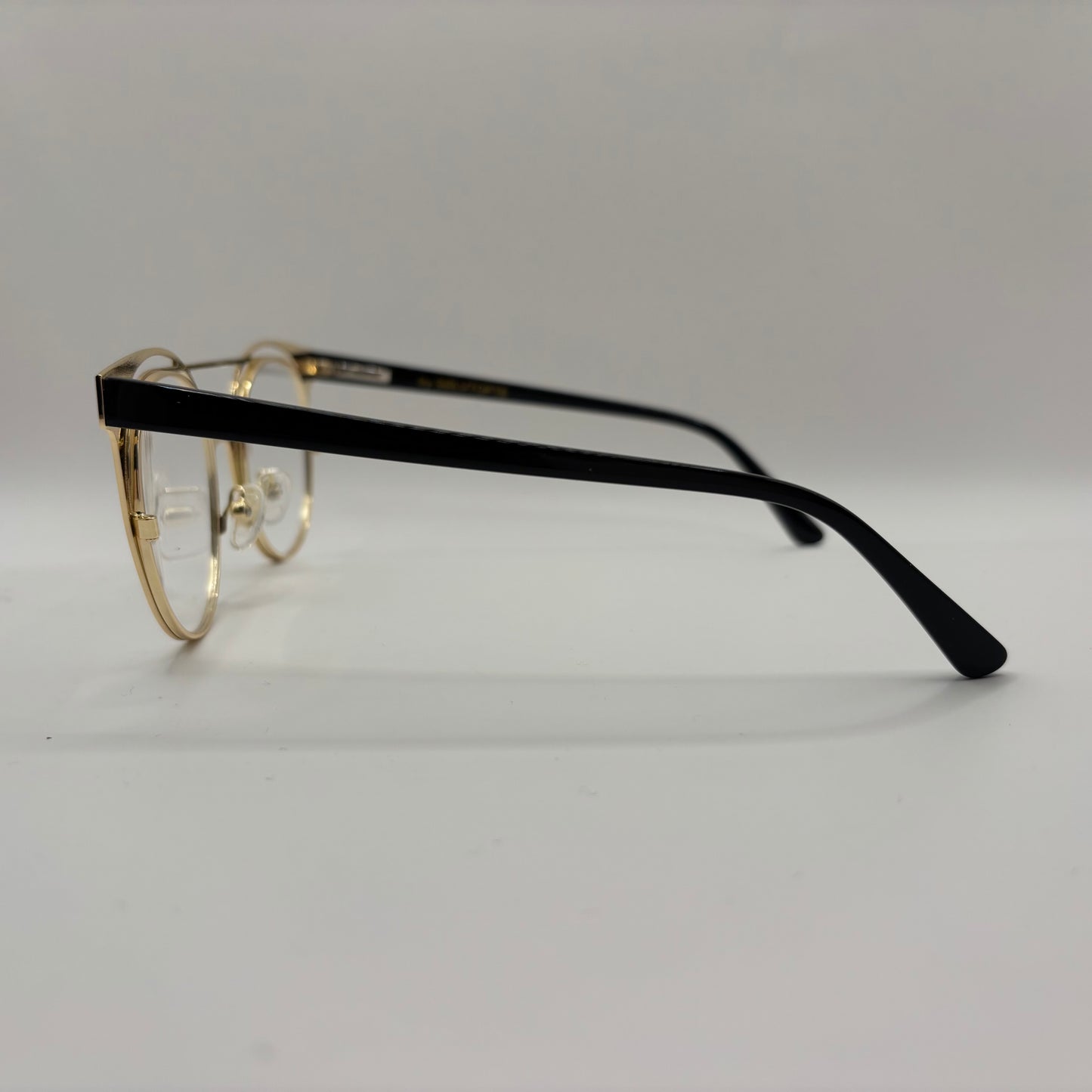 NÅR EN RUND BRILLE BLIVER ET KUNSTSTYKKE