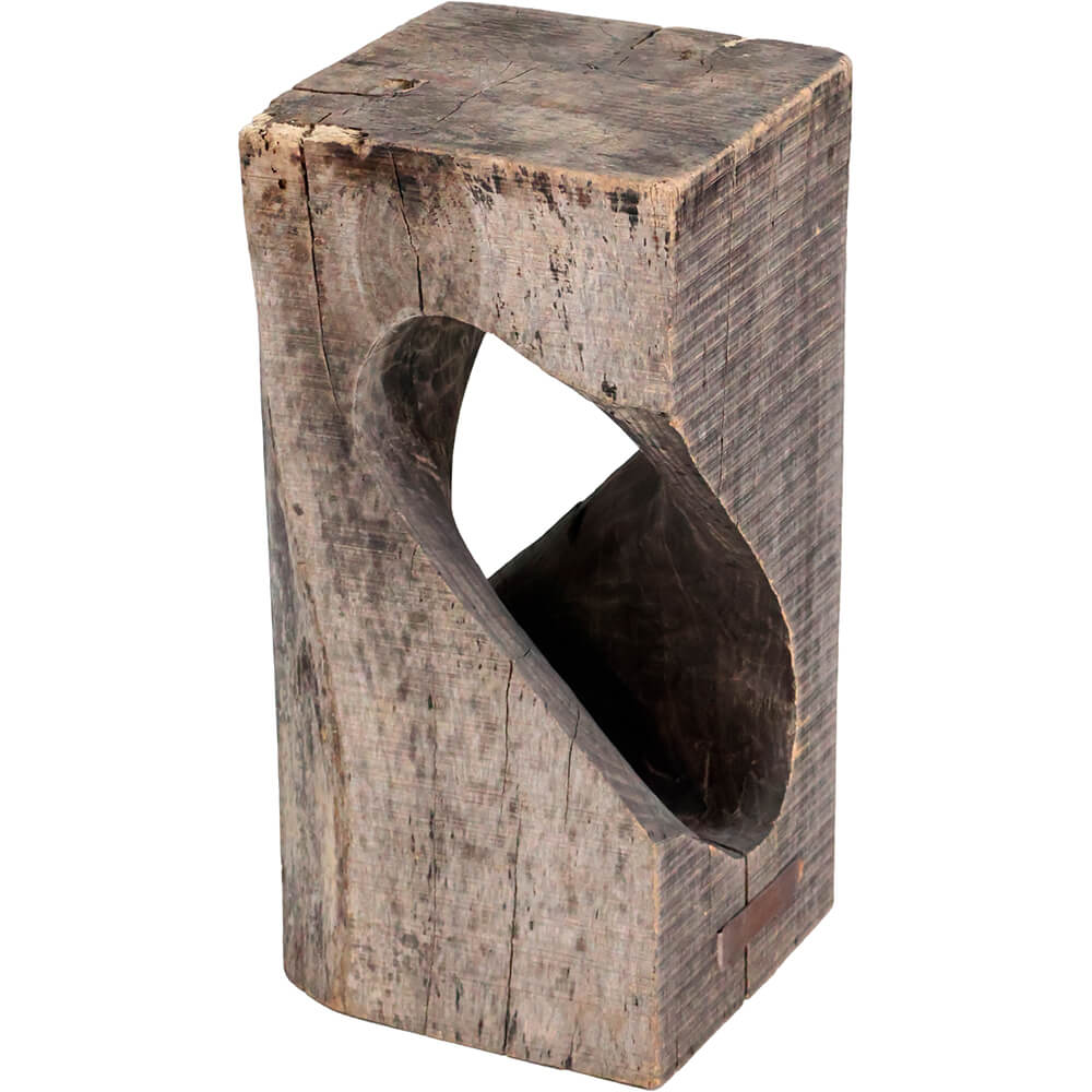 Ustrup skulpturel skammel