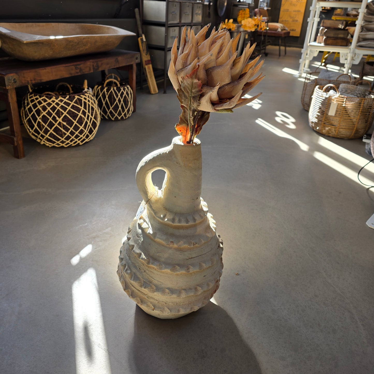 Vase med vibe – skulptur møder attitude