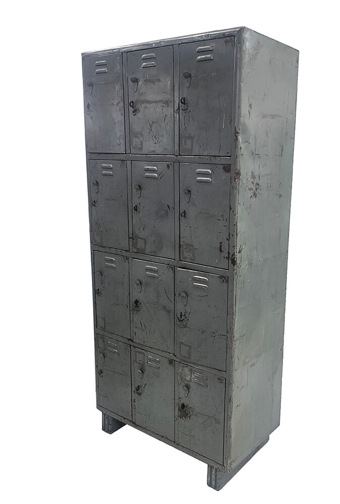 Vintage locker med 12 låger