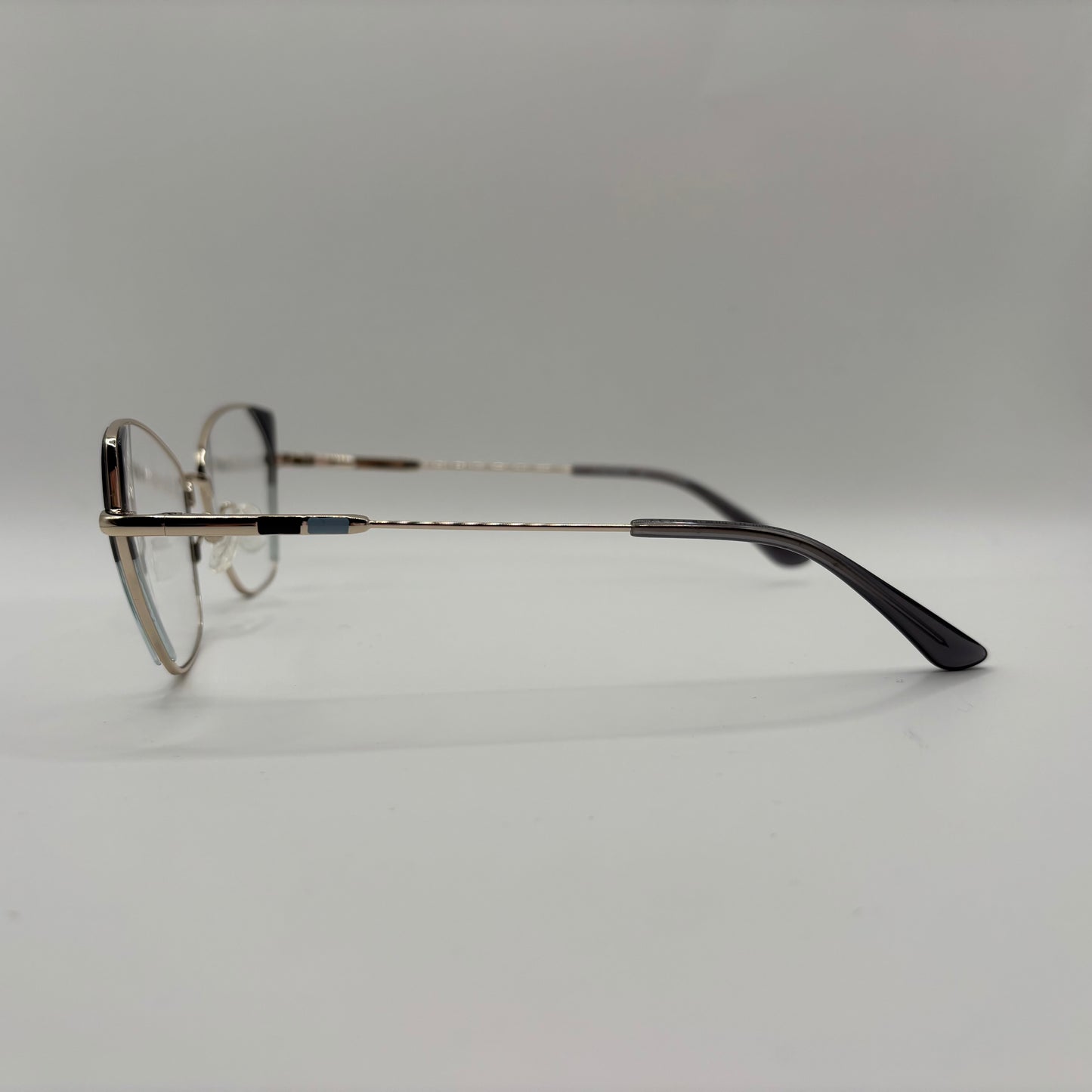 KLASSISK, SMUK BRILLE MED "KANT"