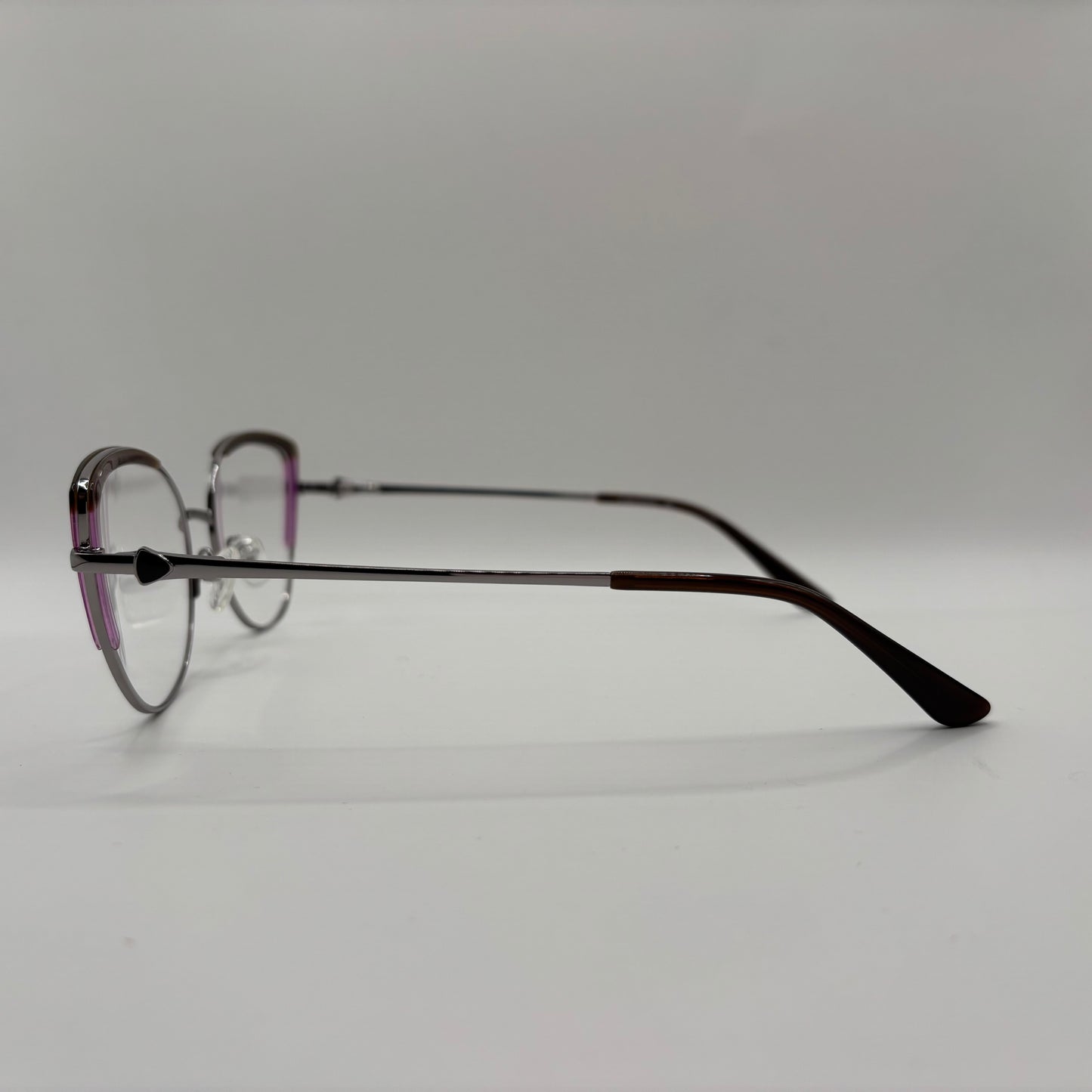 KLASSISK, SMUK BRILLE MED "KANT"