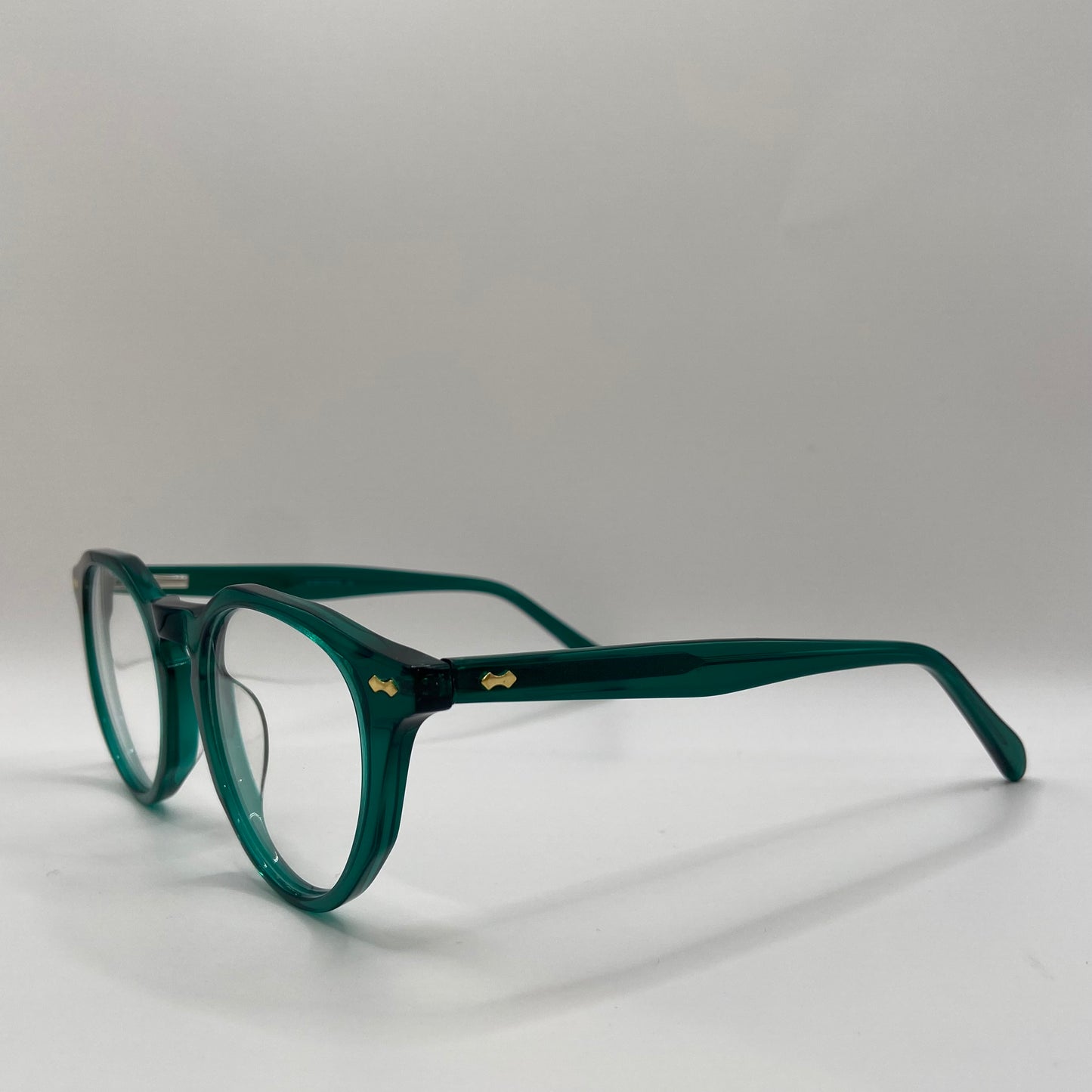 TIL DIG DER ØNSKER EN BRILLE MED ET LILLE TWIST