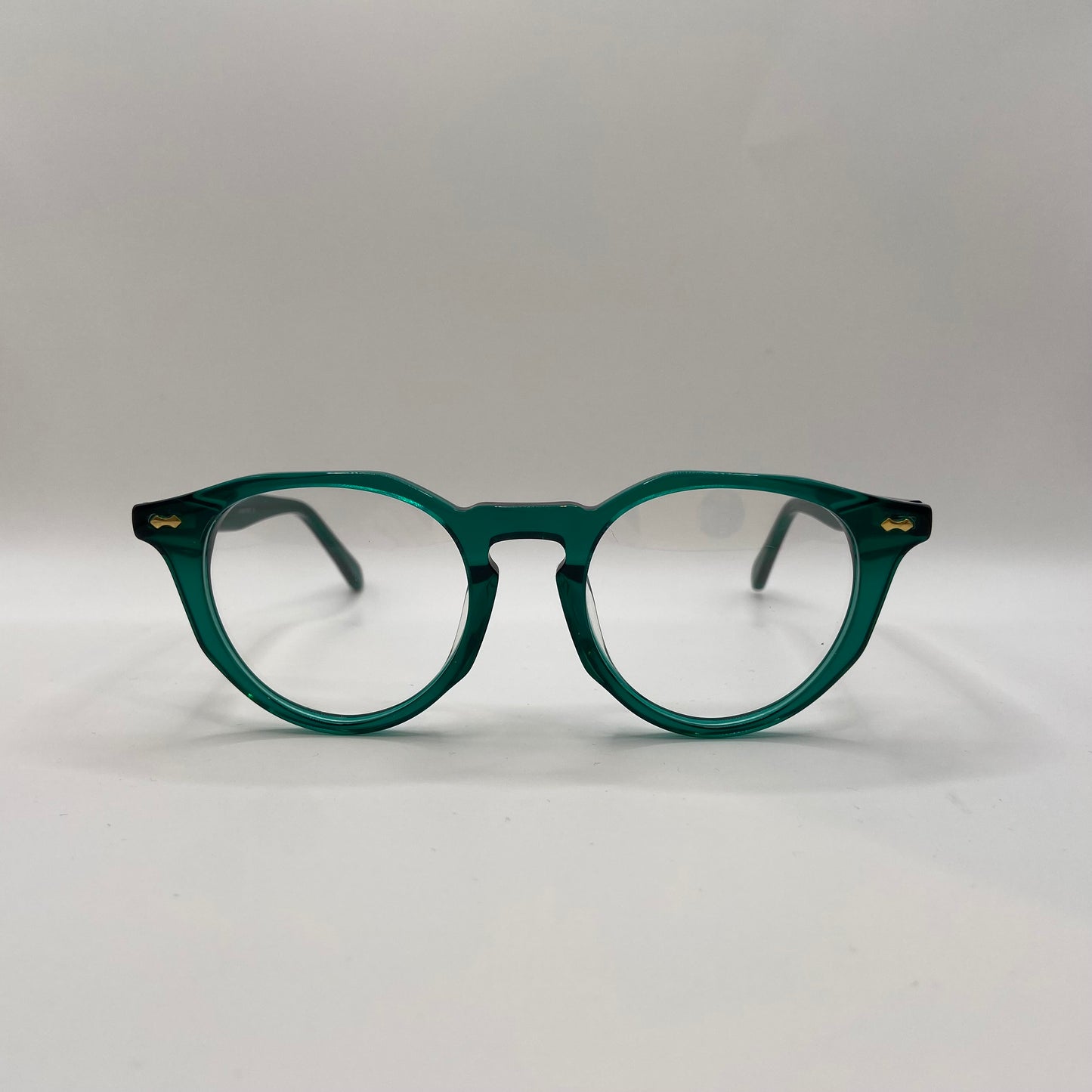 UTROLIG SMUK RUND BRILLE MED SMIL