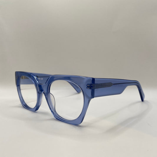 DER UDSENDER EN KÆMPE MÆNGDE AF ENERGI