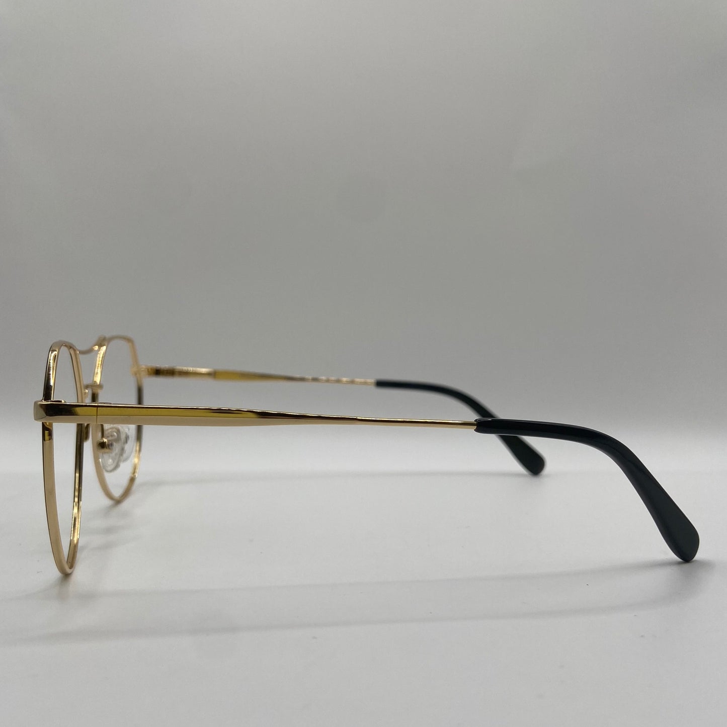 NÆRMEST RUND AVIATORBRILLE
