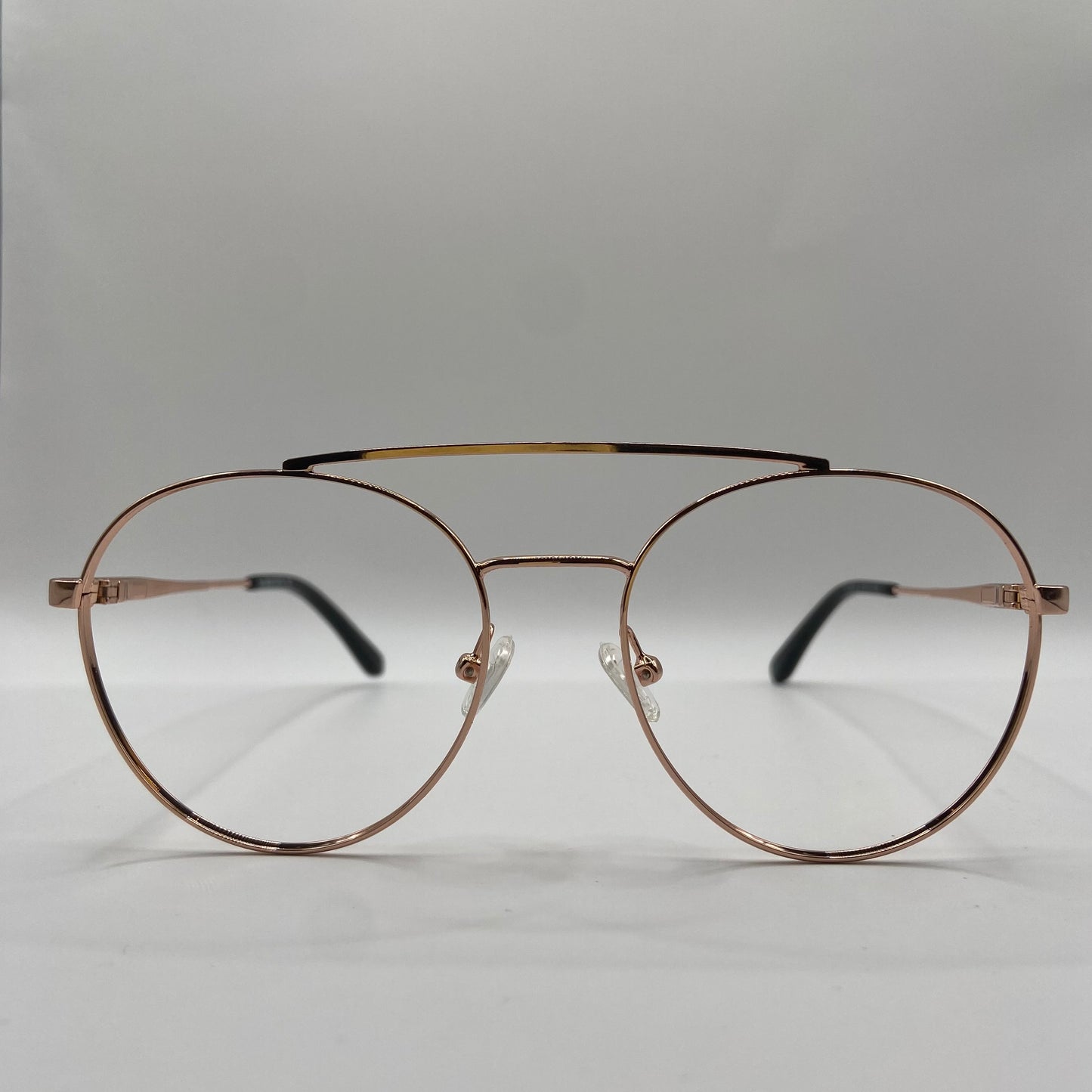 EN ELSKELIG BRILLE