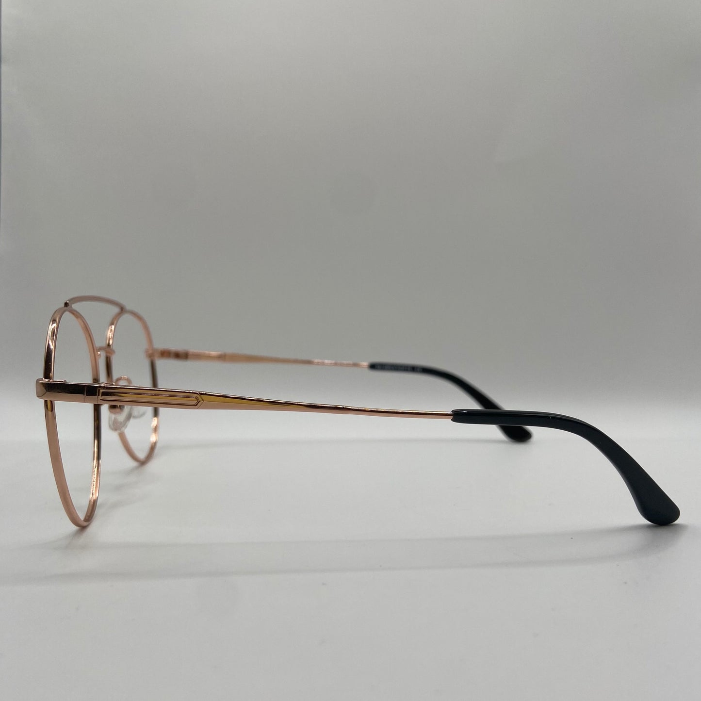 EN ELSKELIG BRILLE