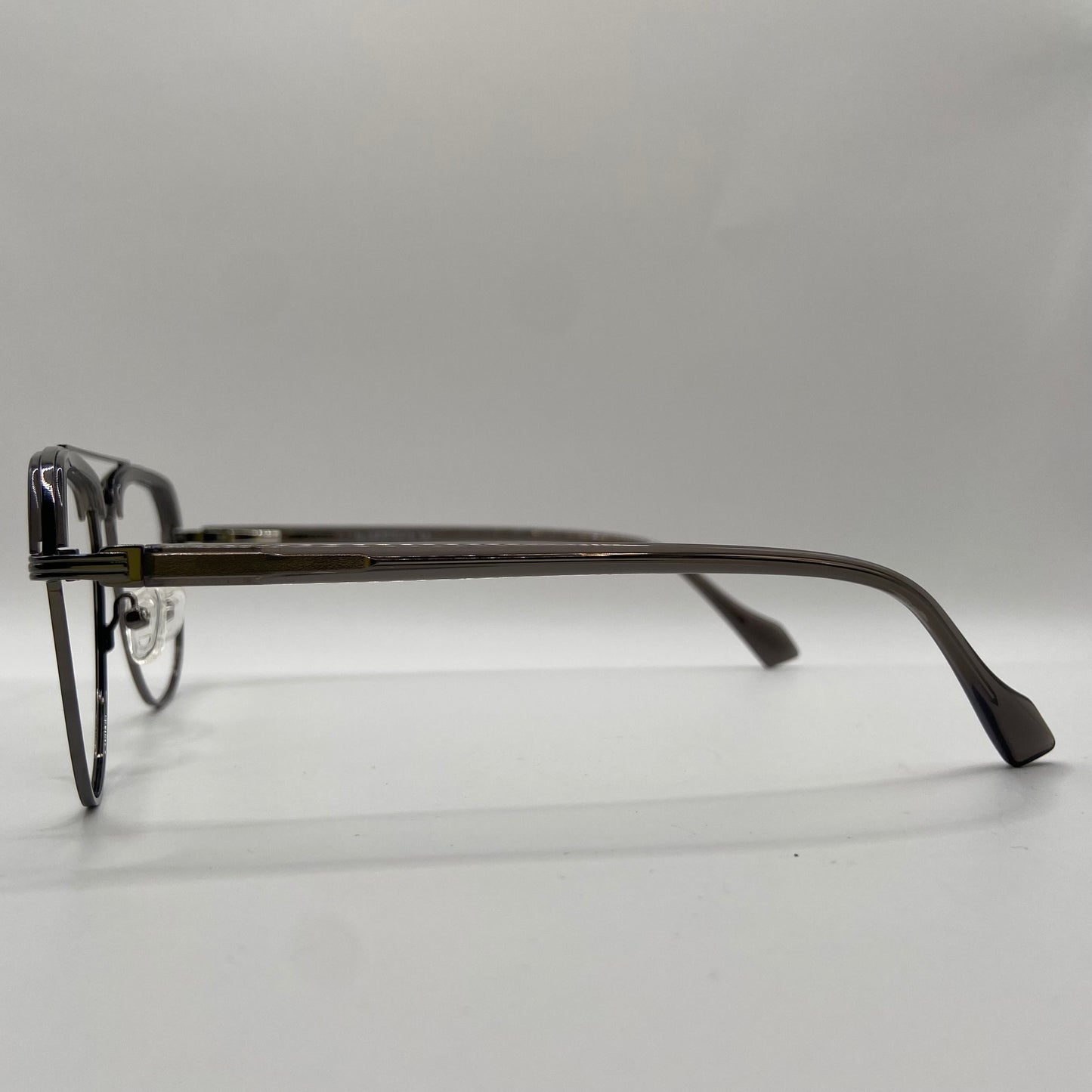 LET METAL BRILLE MED KANT