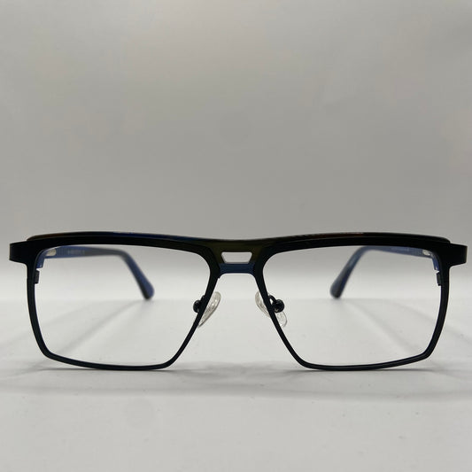 EN BRILLE MED KARAKTER