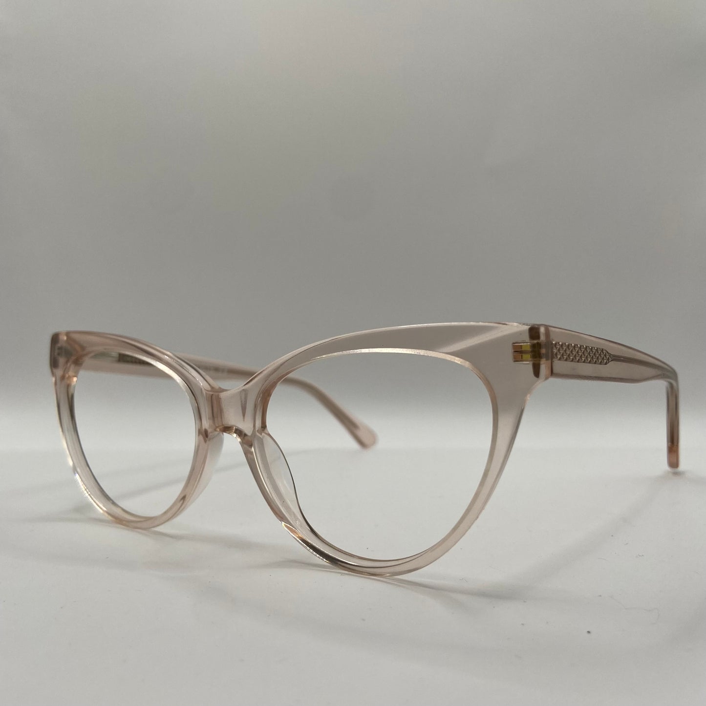 EN BRILLE DER FØLES SOM LYS