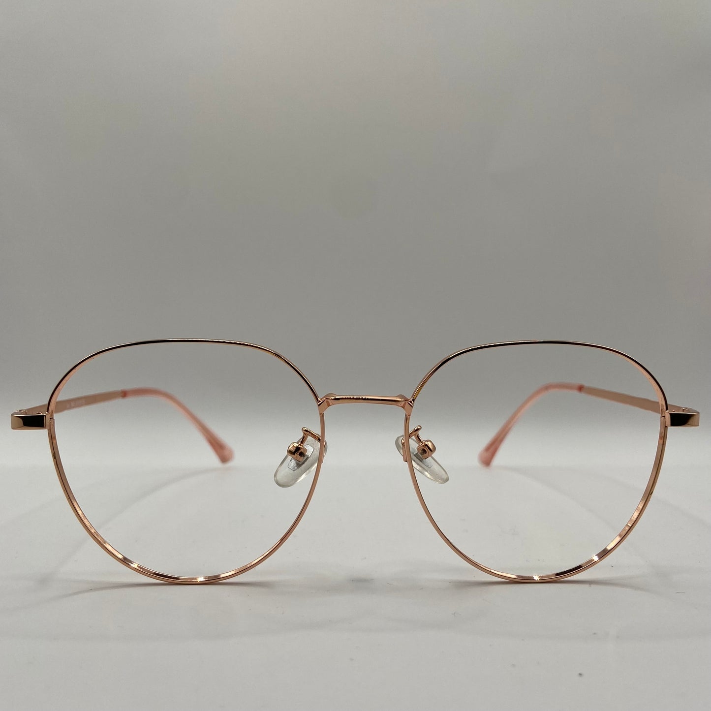 EN SÆRLIG BRILLE