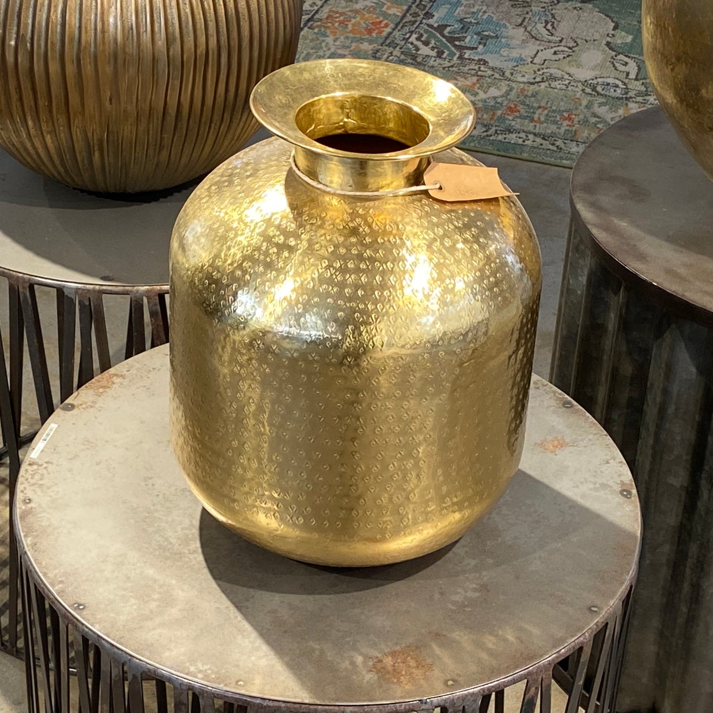 DEN GYLDNE VASE