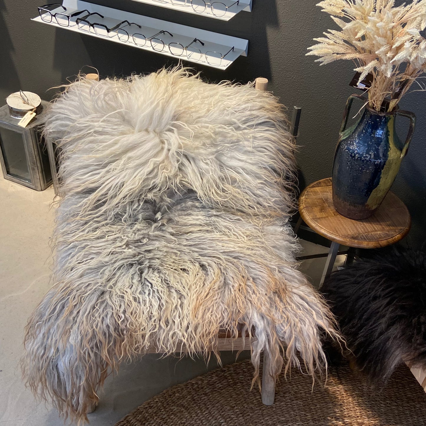 BEIGE LAMMESKIND MED BRUNE MARKERINGER STR XL