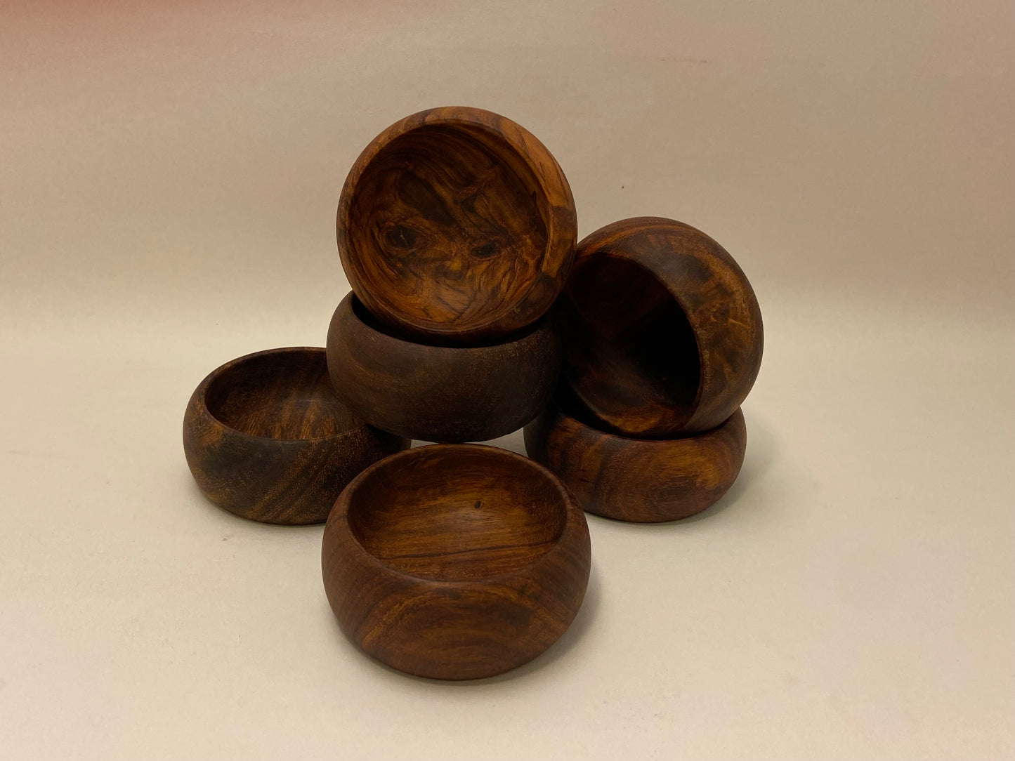 SMALL BOWL 7 CM DARK BROWN - træ