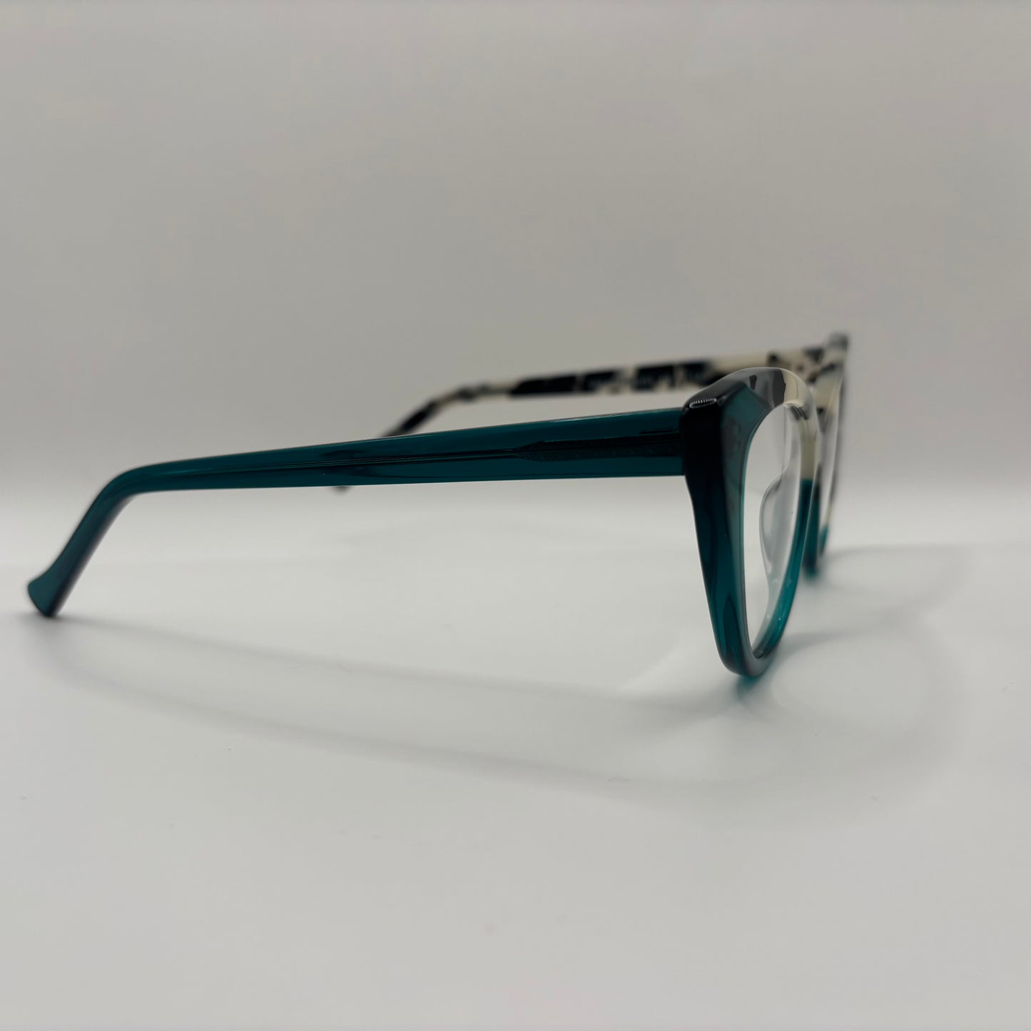 ER DU DIVA NOK TIL DENNE BRILLE?