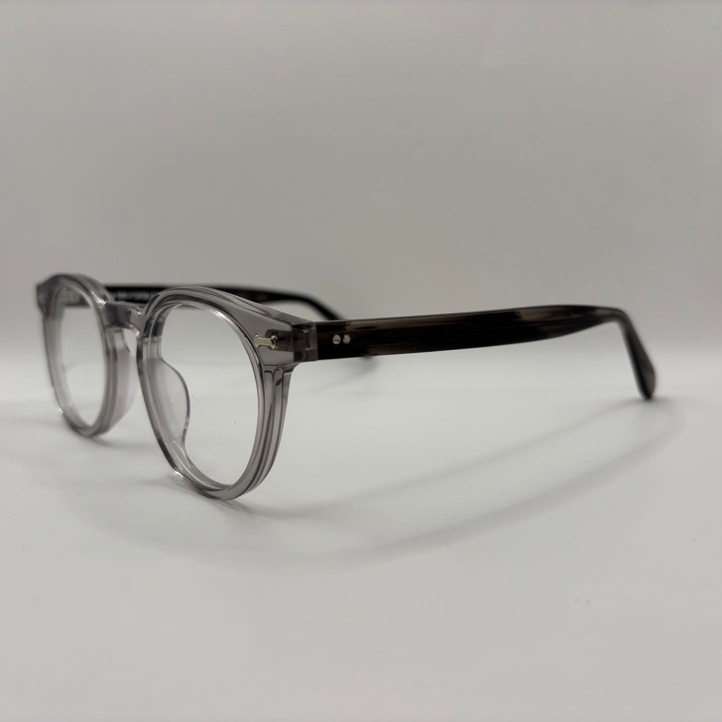 LÆKKER ACETAT BRILLE I TRANSPARENT DUEBLÅGRÅ