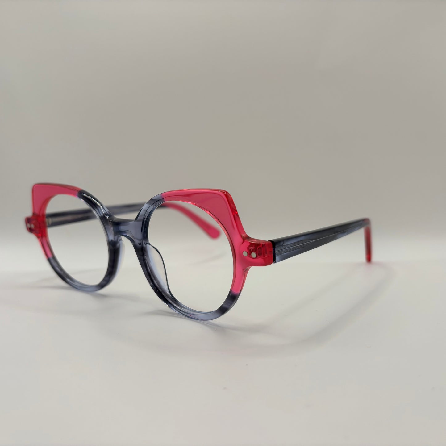 PINK PERSONA BRILLEN