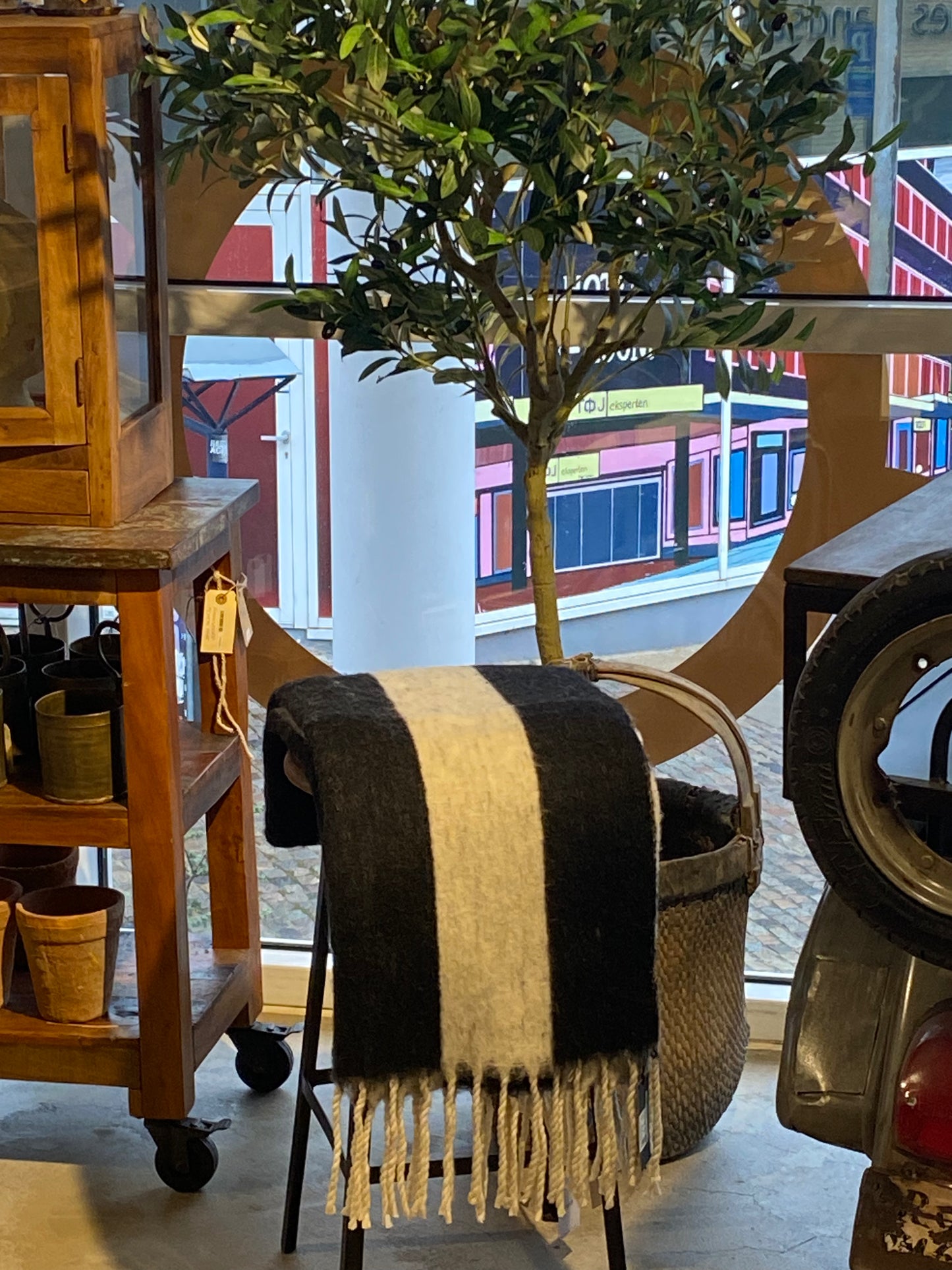 DEN STILRENE VARME PLAID