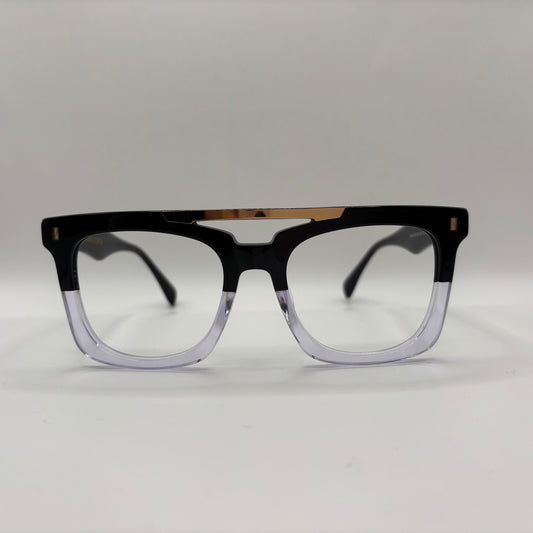UTROLIG FLOT OG STILREN BRILLE