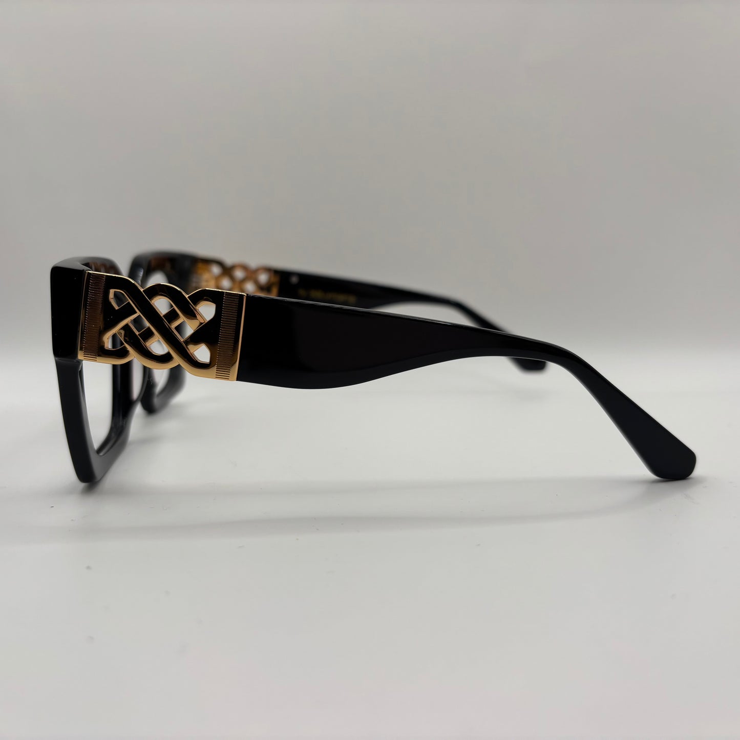 CHUNKY BRILLE ELLER LAV DEN TIL SOLBRILLE