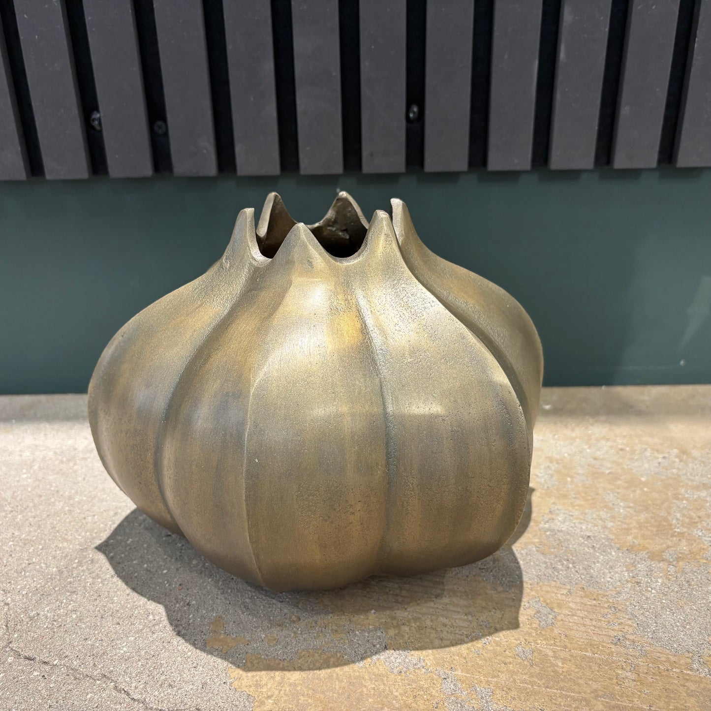 HVIDLØGS VASE