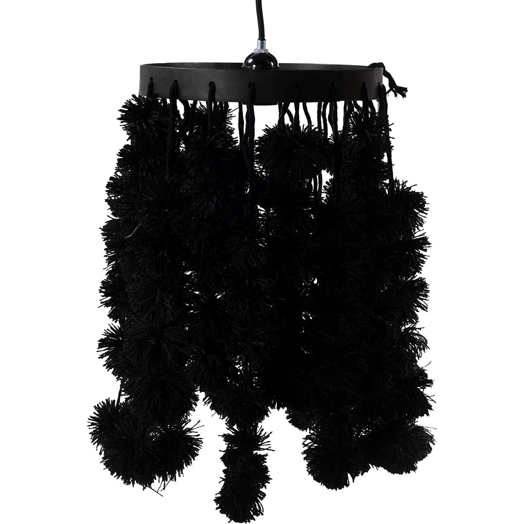 Loftlampe med sorte kvaster