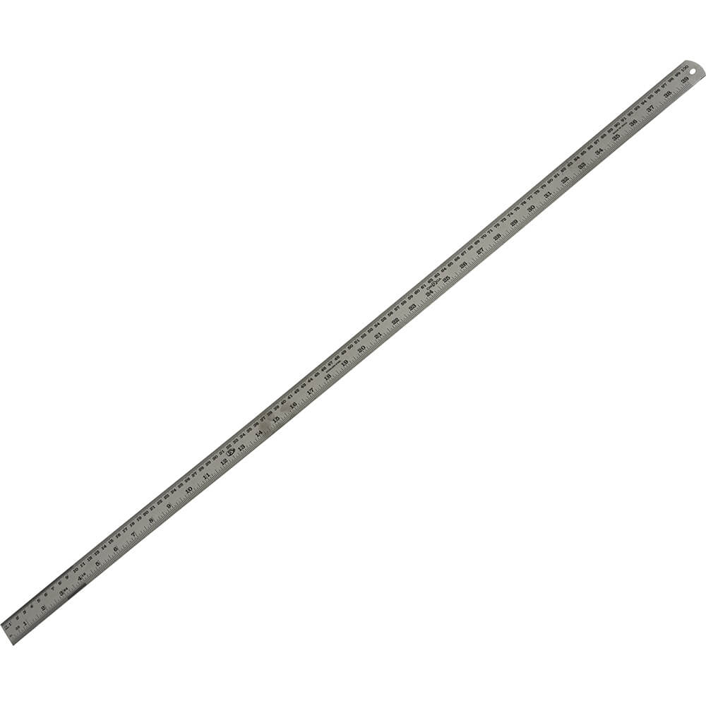 Metal lineal