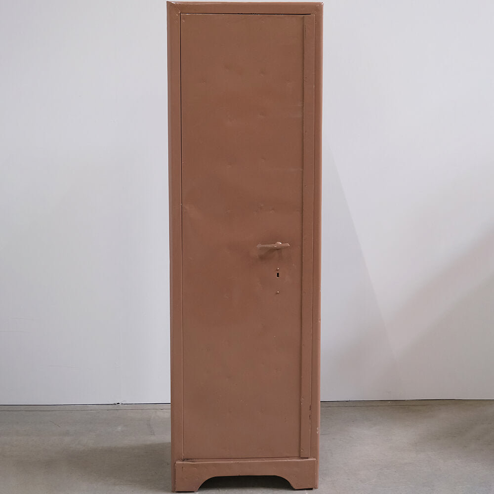 Råt vintage locker med kant