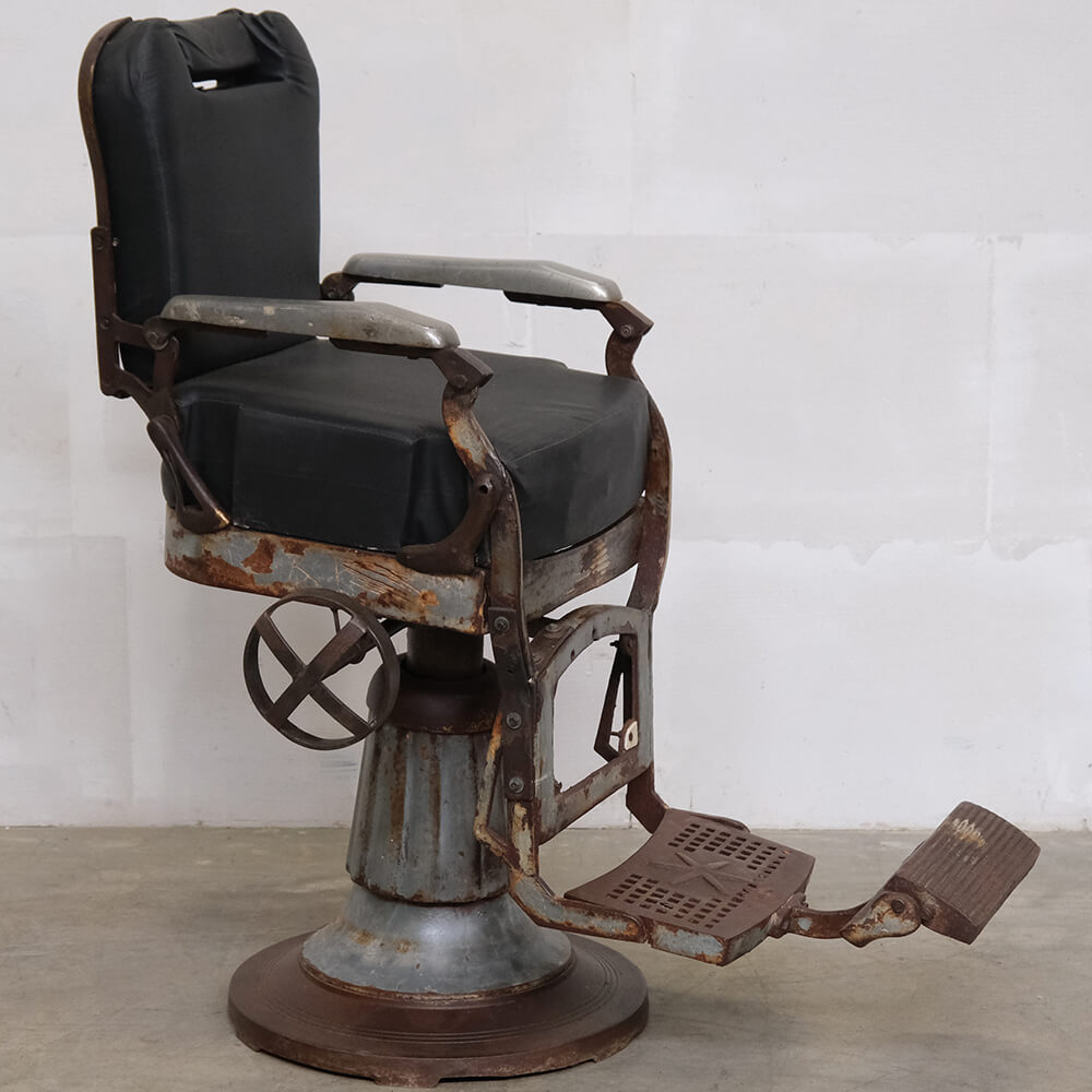 Gammel vintage barberstol